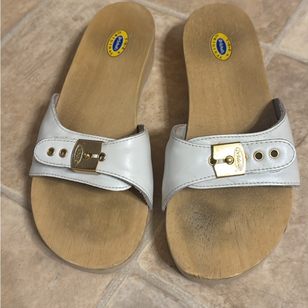 Dr. Scholl's White and Gold Mules
